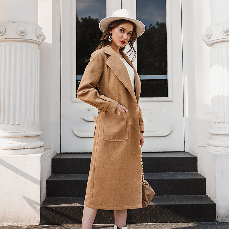 Mid-length slim-fit over-the-knee woolen coat