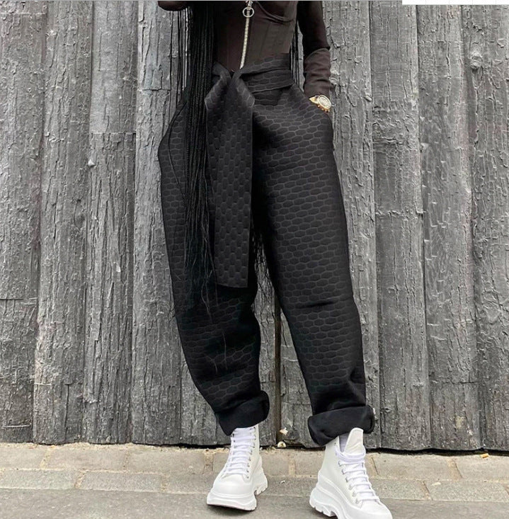 Designed Loose Woven Trousers With Lace Pockets